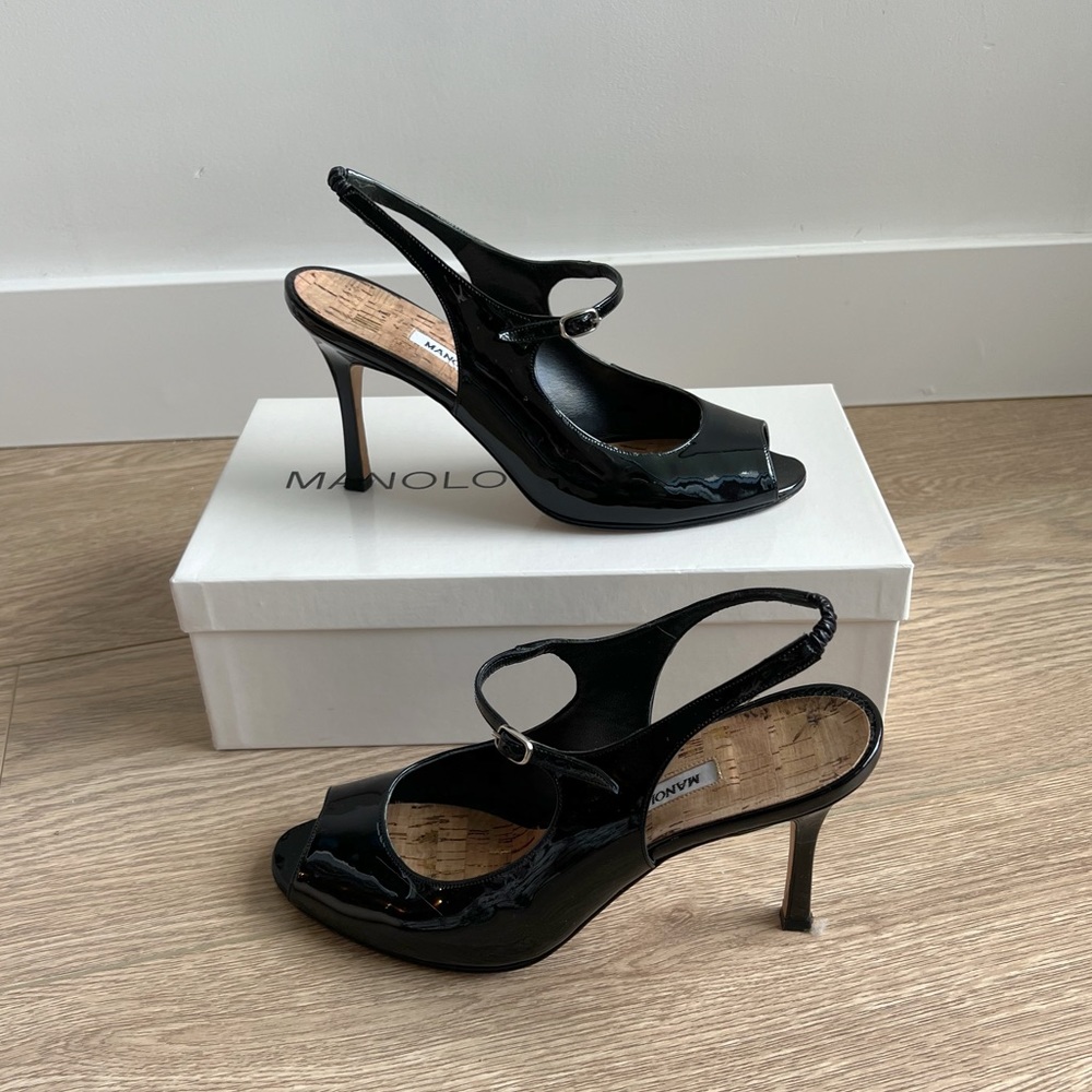 Manolo Blahnik - Mary Jane peep-toe Stilettos, black patent leather